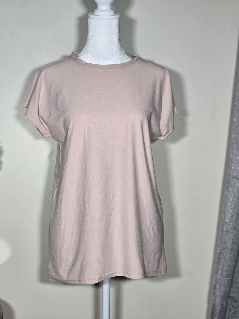 Everyday Crewneck Tee in Blush Pink NWOT